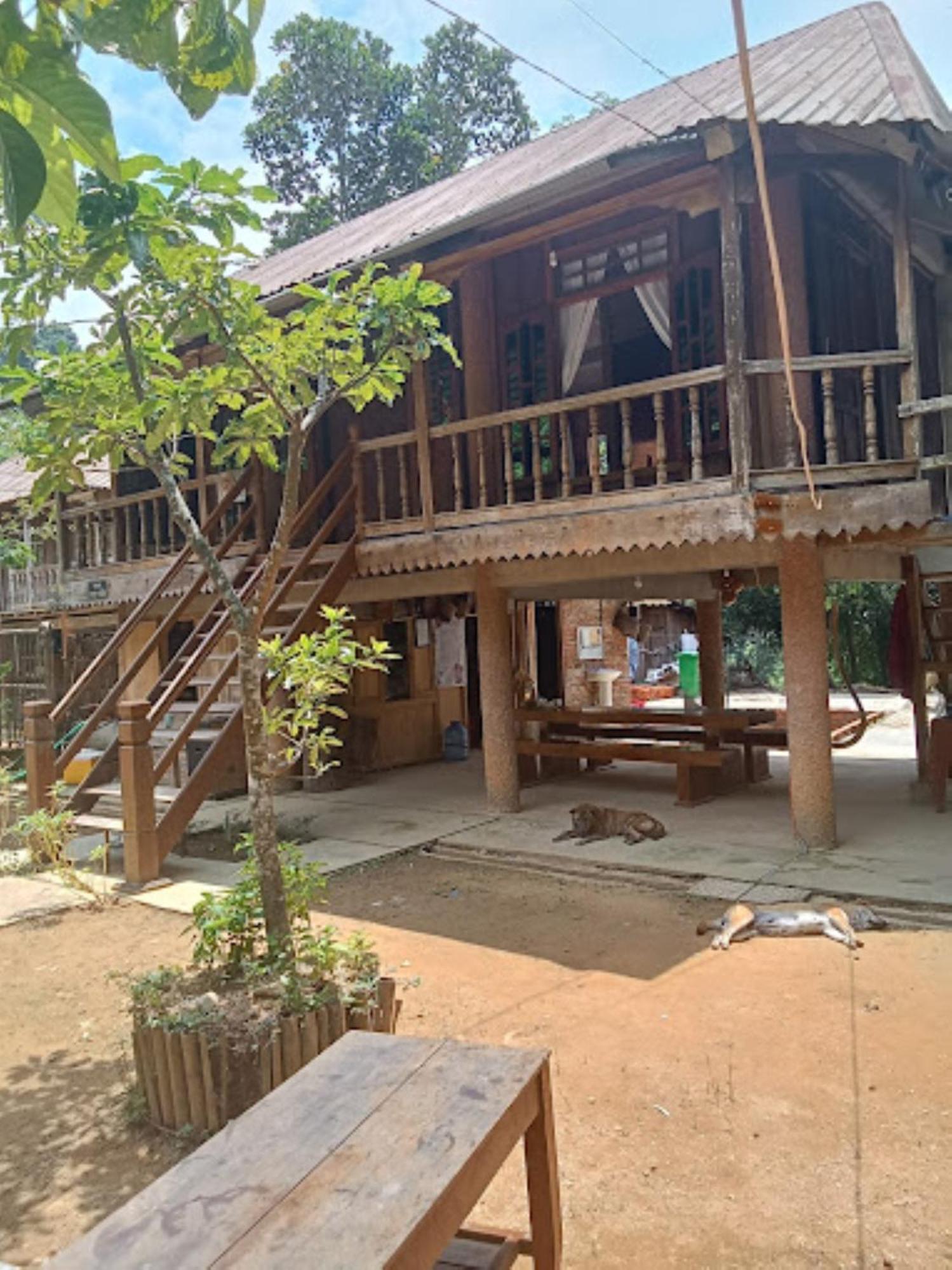 Homestay Ho Son - Thac Anor A Luoi Exterior foto